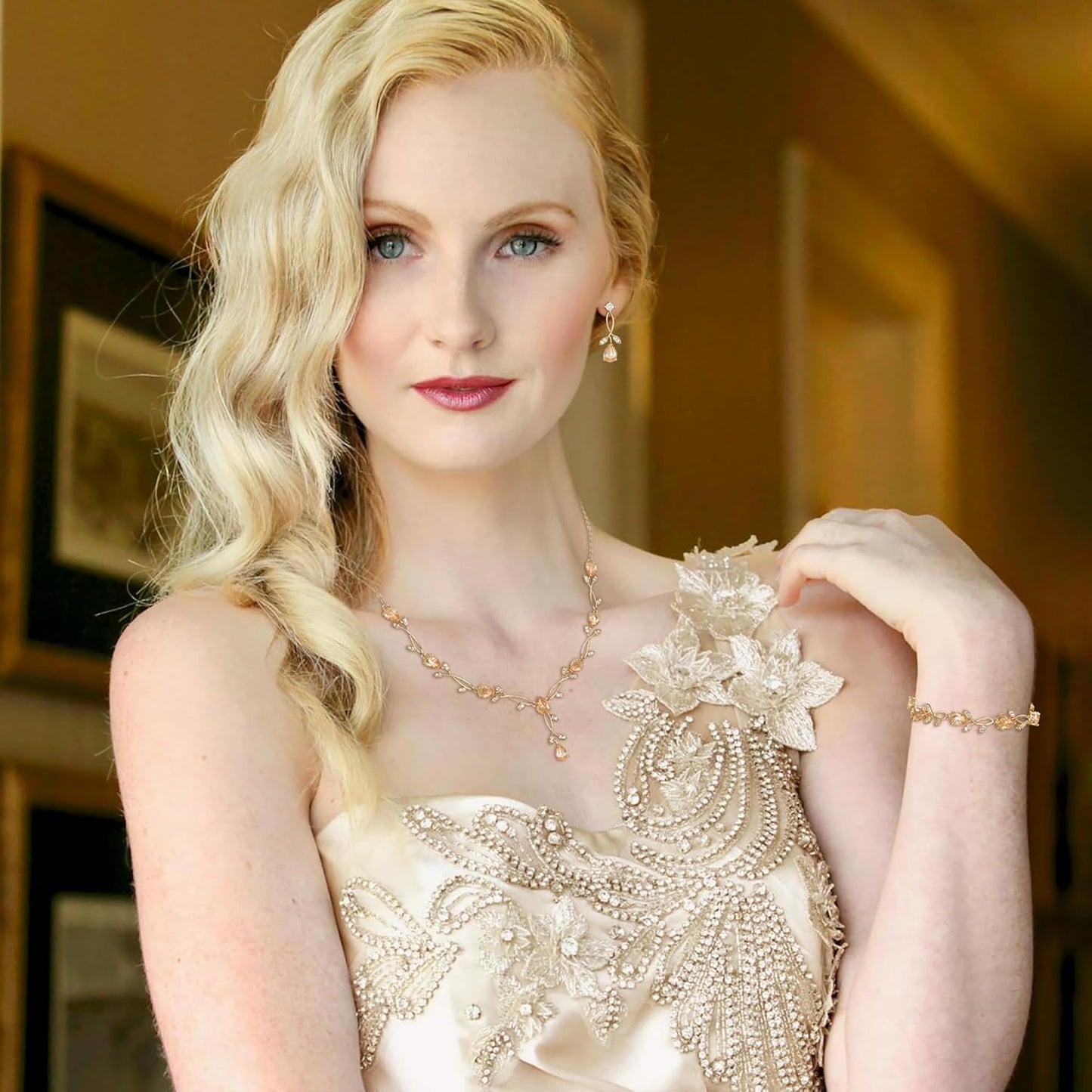 EVER FAITH Bridal Cubic Zirconia Jewelry Sets for Women, White Simulated Pearl Leaf Vine Pendant Wedding Party Necklace Earrings Set for Bridesmaid Bride