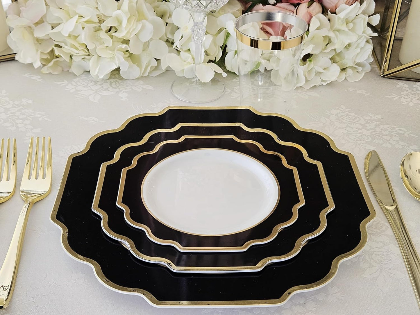 " OCCASIONS " 80 Plates Pack,(40 Guests) Heavyweight Premium Wedding Party Disposable Plastic Plates Set -40 x 10.5'' Dinner + 40 x 8'' Salad/Dessert (Imperial in Black & Gold)