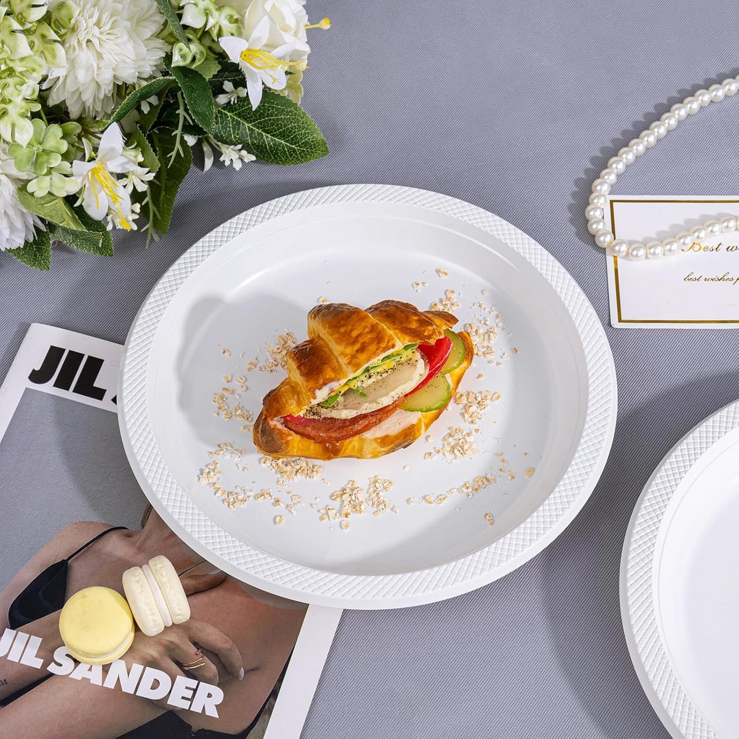 WELLIFE White Plastic Plates 10 Inch -150 Count for Party, Disposable Plastic Party Plates for Wedding Dinner Birthday Engagement