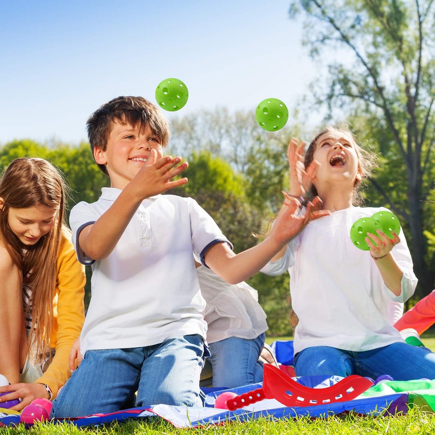 Cooraby Scoop Ball Game Scoop and Ball Toss Set Toss Catch Game Toy Lacrosse Racket Game with Storage Bag, 4 Scoops and 2 Balls