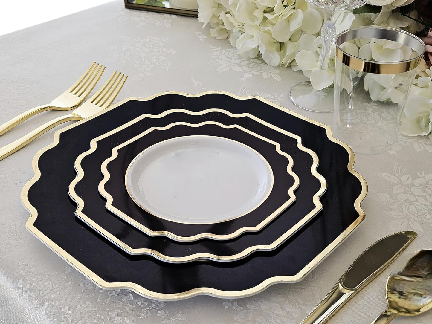 " OCCASIONS " 80 Plates Pack,(40 Guests) Heavyweight Premium Wedding Party Disposable Plastic Plates Set -40 x 10.5'' Dinner + 40 x 8'' Salad/Dessert (Imperial in Black & Gold)