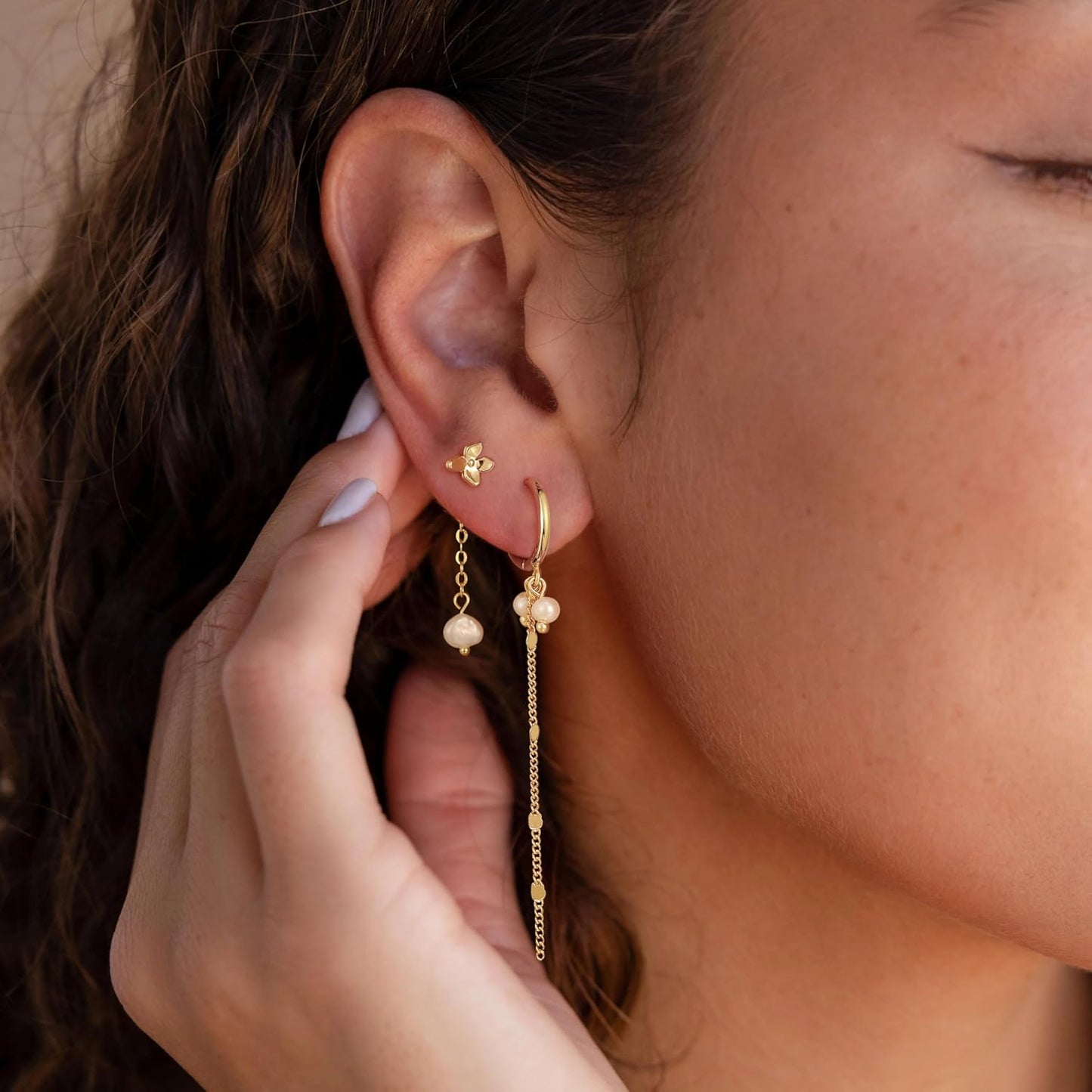 Moodear Gold Earrings for Women No Tarnish - Trendy 14K Gold Plated Pearl Hoop Studs Chain Earrings Stacks for Women Wedding Jewelry Gift