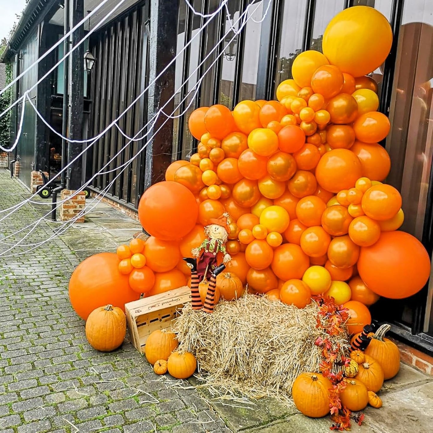 PartyWoo Tangerine Orange Balloons, 50 pcs 12 Inch Dark Orange Balloons, Deep Orange Balloons for Balloon Garland Balloon Arch, Party Decorations, Birthday Decorations, Wedding Decorations, Orange-Y9