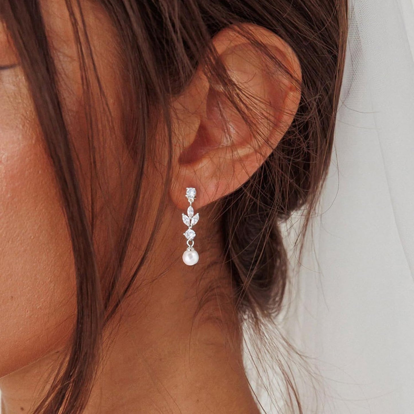 SELSHE Dangle Earrings for Women, 14k Gold Plated Pearl Drop Earring Dainty Gold Earrings for Women Trendy Cute Prom Bridal Earring Long Wedding Pearl Earring Formal Jewelry