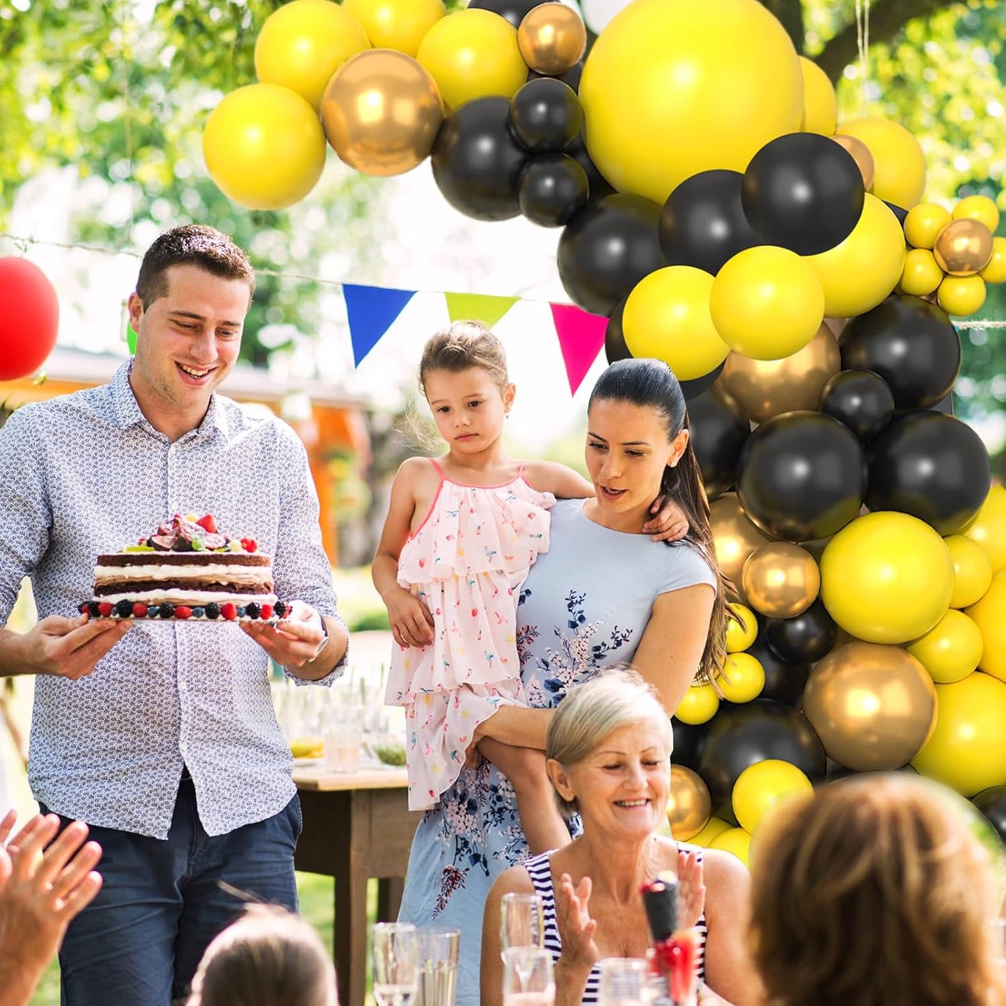 Paready Black and Yellow Balloon Arch Kit, 113Pcs Yellow Black Balloon Garland Kit Gold Party Balloons Metallic Gold Latex Balloons for Birthday Bee Theme Party Baby Shower Wedding