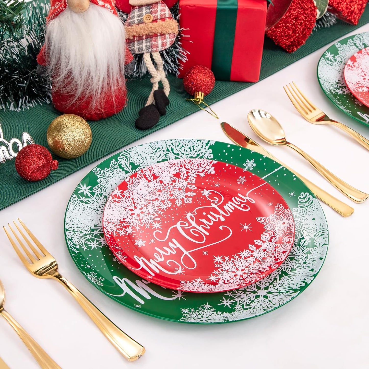 Rubtlamp 60Pcs Christmas Plastic Plates, Red Disposable Plates with Snowflake, Green Plastic Plates, Christmas Party Plates Include 30 Red Dessert Plates, 30 Green Dinner Plates