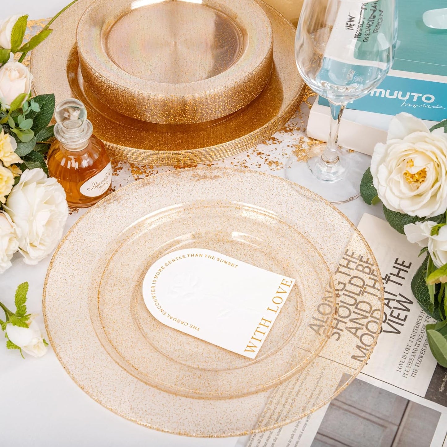 200 Pcs Gold Glitter Plastic Plates - Disposable Party Plates, Gold Glitter Disposable Plate Include 100 Dinner Plate and 100 Dessert Plate, Plastic Plate for Party, Holiday, Wedding & Birthday