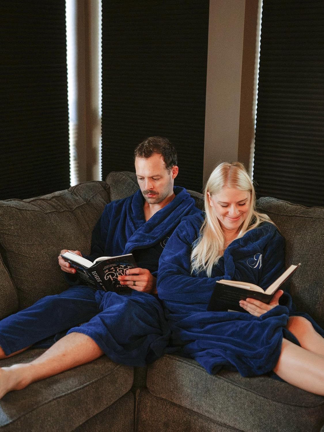 AW BRIDAL 2Pcs Mr and Mrs Robes for Couples Fleece, Matching Long Hooded Robes for Men Women, His and Hers Wedding Gifts