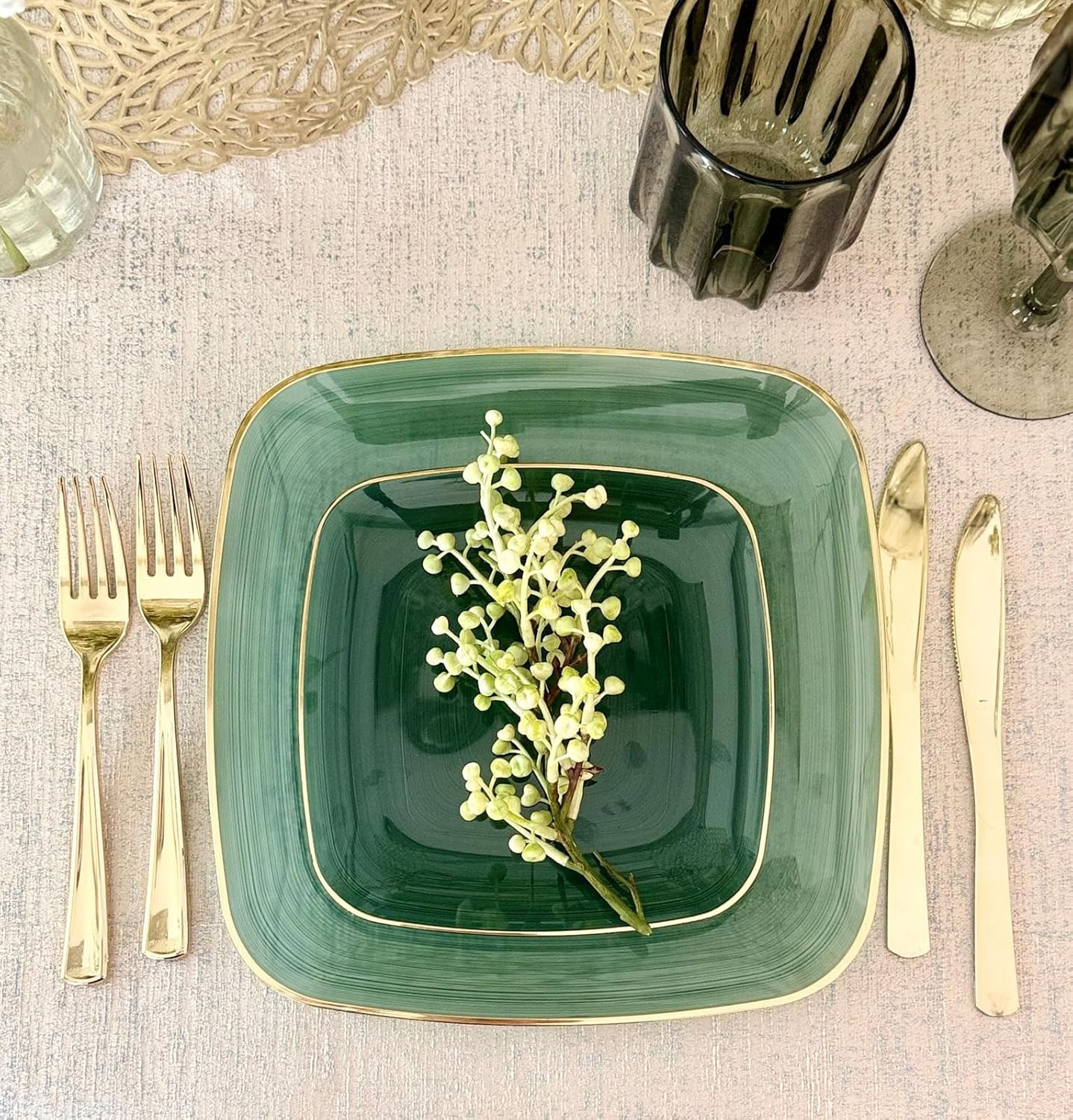 " OCCASIONS " 50 Plates Pack (25 Guests)-Wedding Party Disposable Plastic Plate Set -25 x 10'' Dinner + 25 x 7'' Salad & Dessert plates (Belize Square in Green & Gold)