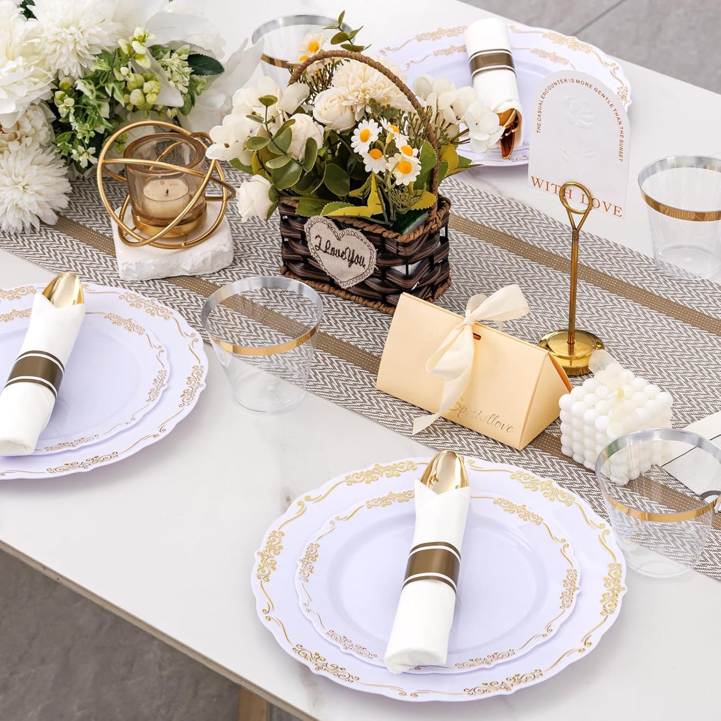 U-QE 175 Pieces Gold Plastic Plates and Napkins Party Supplies - White and Gold Dinnerware Set 25 Guest - 25 Dinner Plate, 25 Dessert Plates, 25 Per Rolled Napkins with Gold Cutlery, 25 Cups 9 OZ