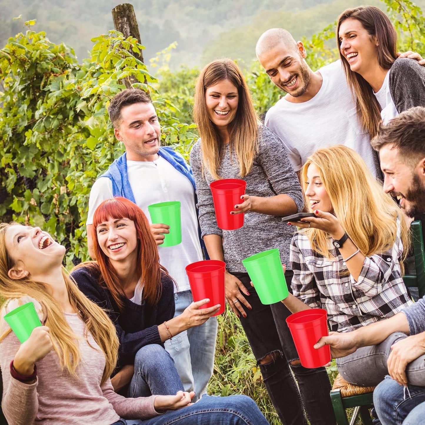 Yungyan 36 Pack 16oz Christmas Stadium Cups Holiday Reusable Plastic Cups Red and Green Cups Blank Drink Tumblers Stadium Cups Christmas Party Cups for Birthday Party, Events, DIY Projects (Red,Green)