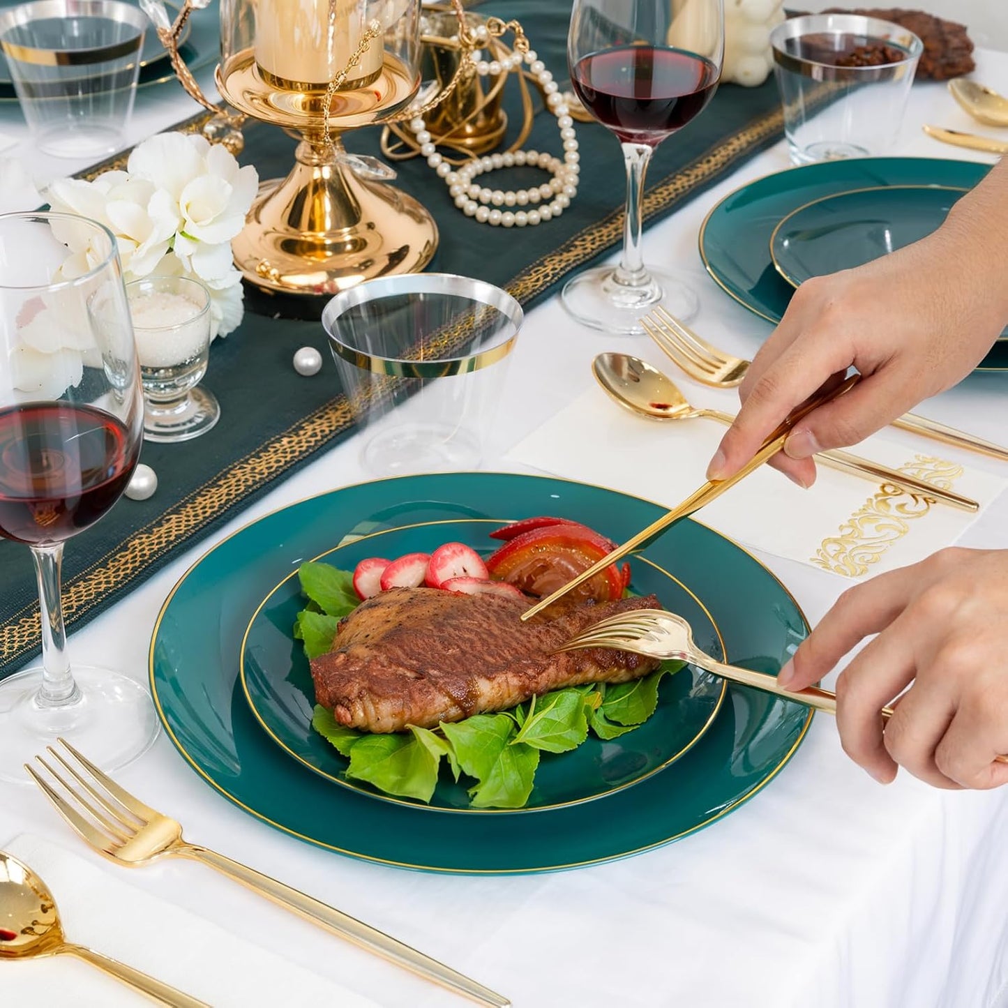 LUODA MirthMood 210pcs Green Plastic Plates,Disposable Green Gold Party Plates,Include 30 Dinner,Dessert Plate,30 Cup&30 Napkins, 90 Gold Silverware for Wedding & Party & Birthday（green）