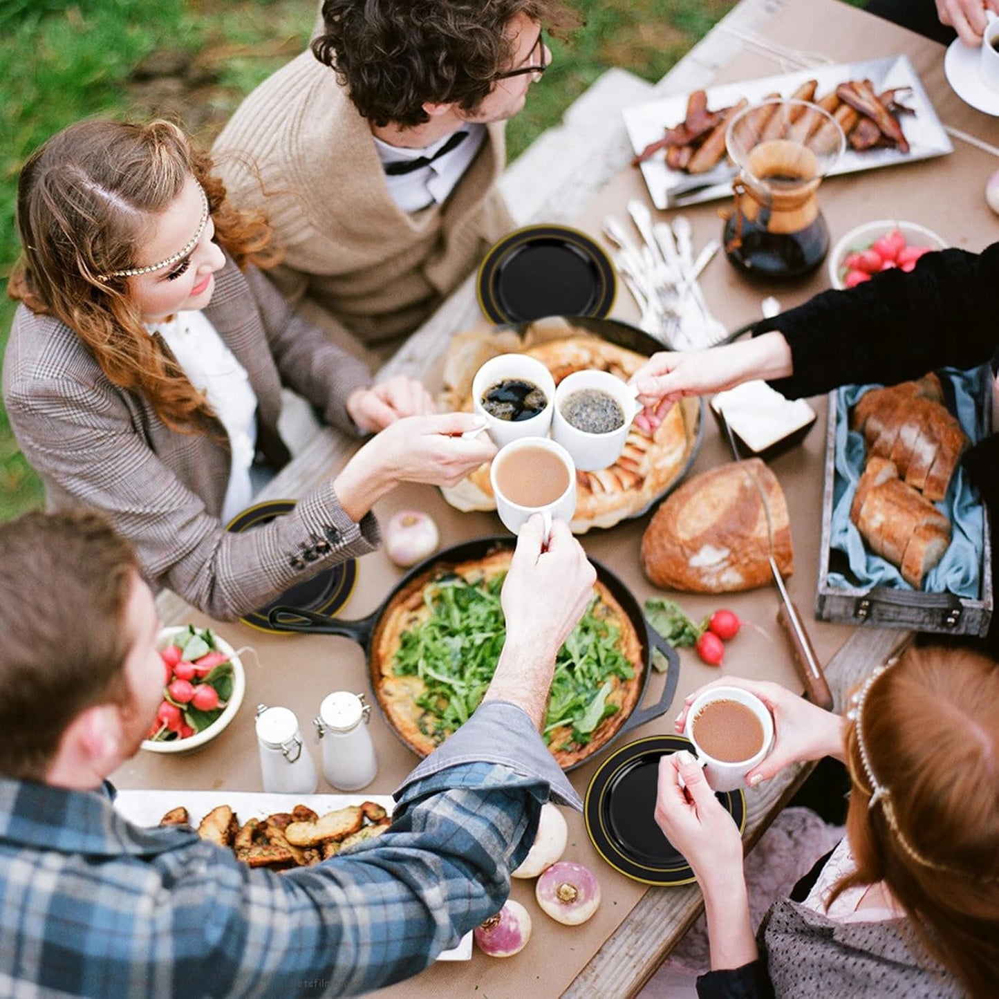 bUCLA 100PCS Black and Gold Plastic Plates - 6.25 inch Black Gold Premium Hard Disposable Dessert/Salad/Appetizer/Small Cake Plates for Party, Graduation & New year