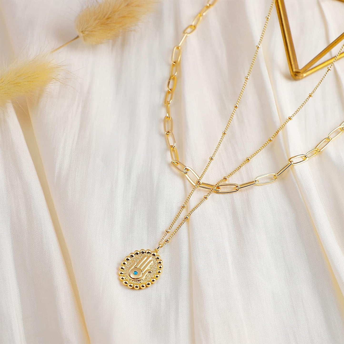 MEVECCO Layered Heart Necklace Pendant Handmade 18k Gold Plated Dainty Gold Choker Arrow Bar Layering Long Necklace for Women