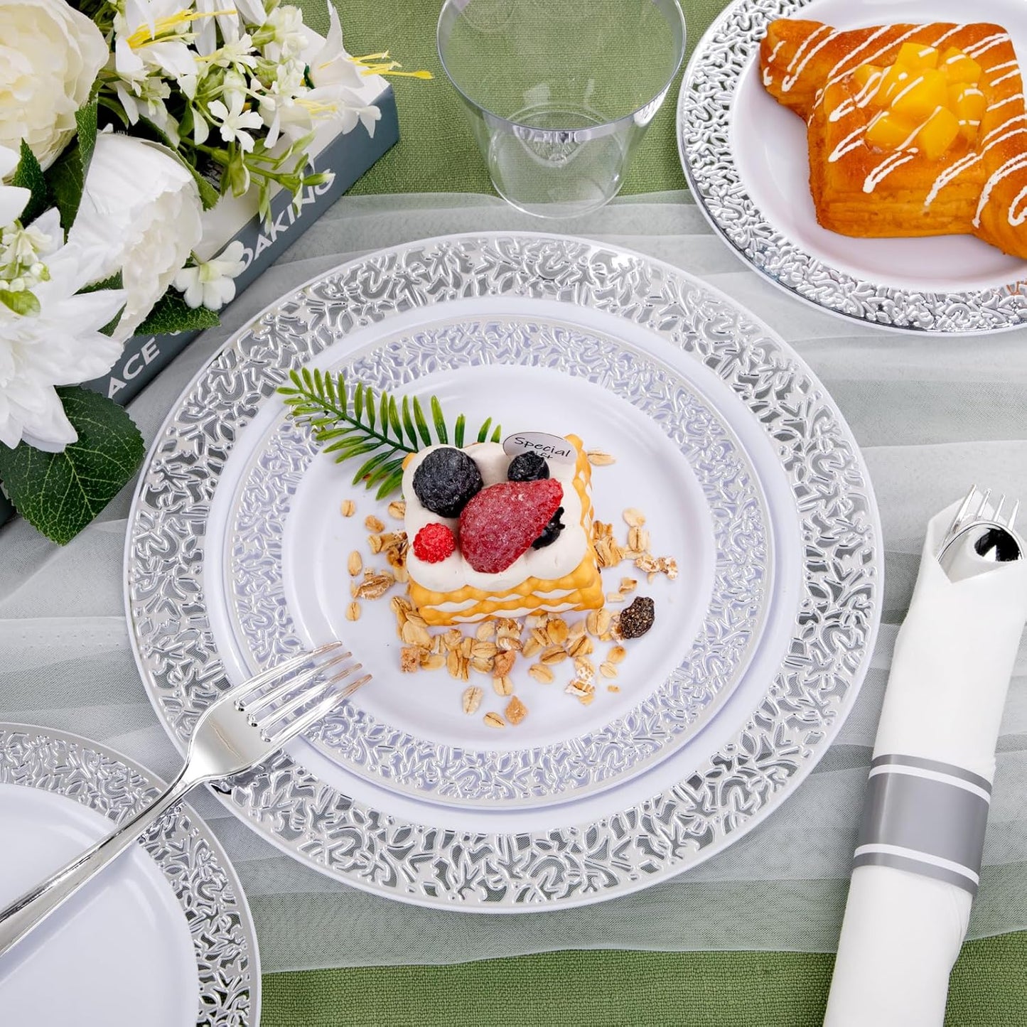 WELLIFE 175Pcs Silver Dinnerware Sets, Include:25 Dinner Plates, 25 Dessert Plates, 25 Paper Napkins, 25 Cups, 75 Silver Silverware Set for Party and Weddings