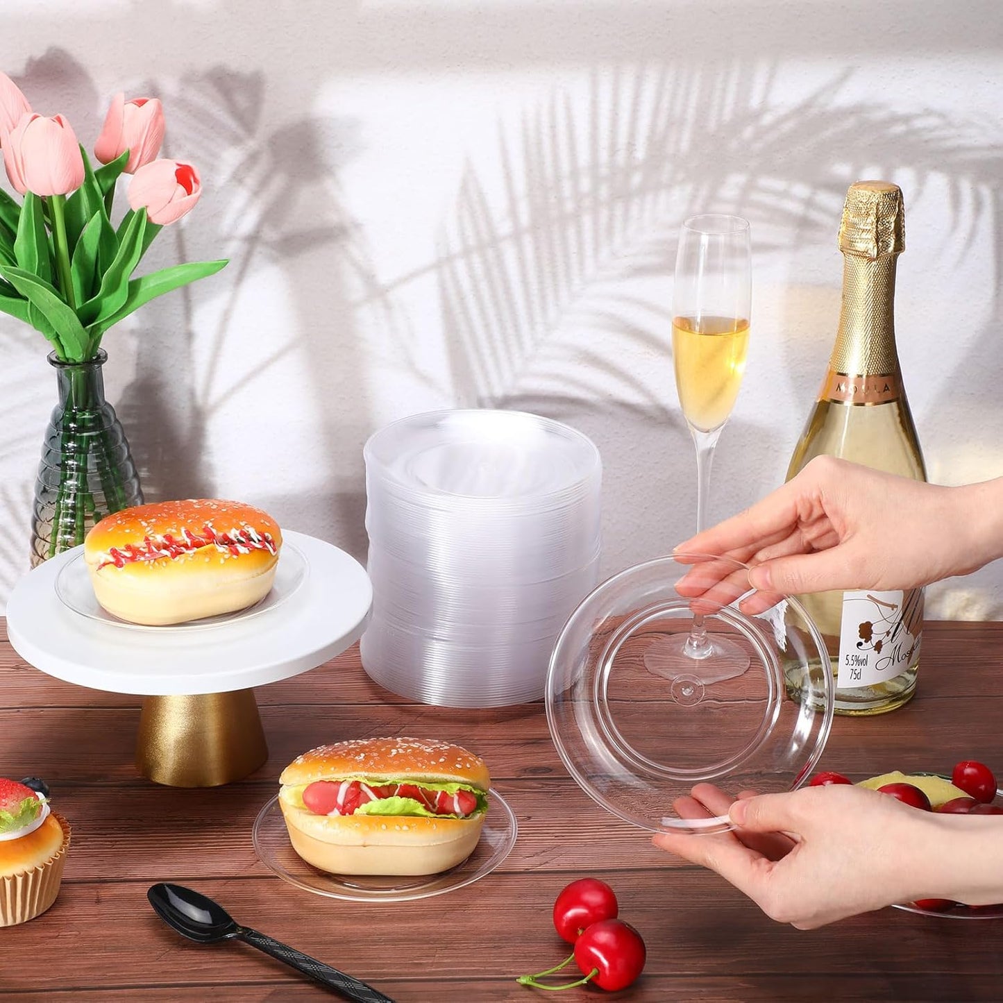 Mimorou Clear Plastic Dessert Plates 5.5 Inch Disposable Cake Plates Small Party Dishes Bulk Clear Round Dishes for Wedding Dinner Appetizers BBQ Travel Catering Events(100 Pcs)