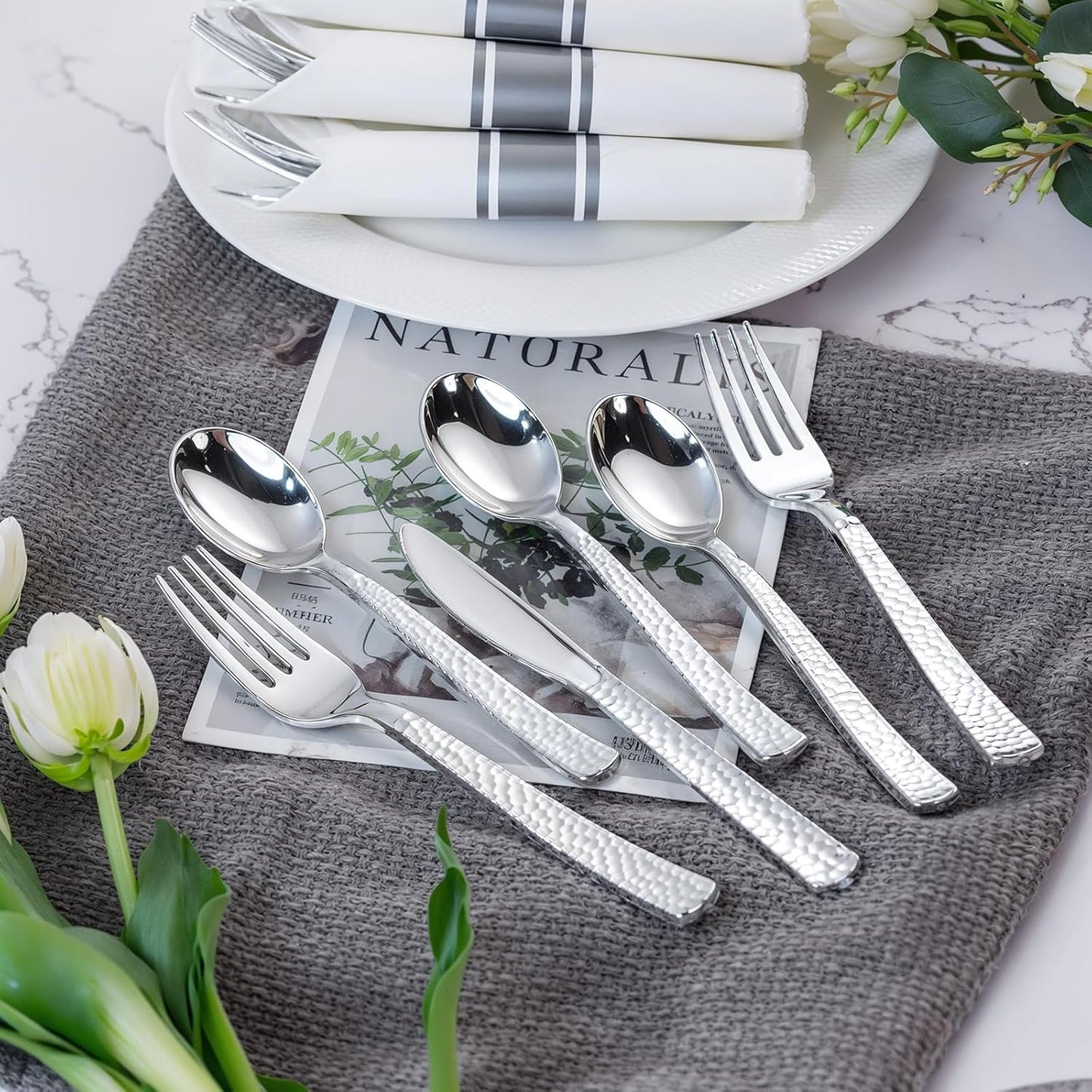 WELLIFE 300PCS Silver Plastic Silverware,Pre Rolled Silverware Set Disposable,Hammer Pattern Design,Disposable Cutlery Includes: 75 Forks, 75 Knives, 75 Spoons, 75 Napkins