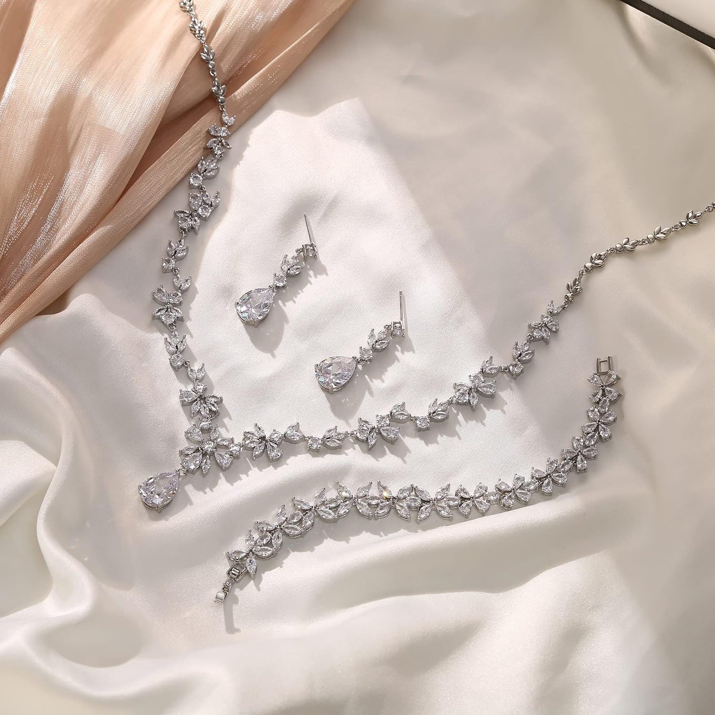 Crysdue Wedding Jewelry Set for Women, Floral Leaf Vine Teardrop Necklace Dangle Earrings Bracelet and Hair Comb, Cubic Zirconia Elegant Party Prom Jewellery for Bridal Bridesmaid