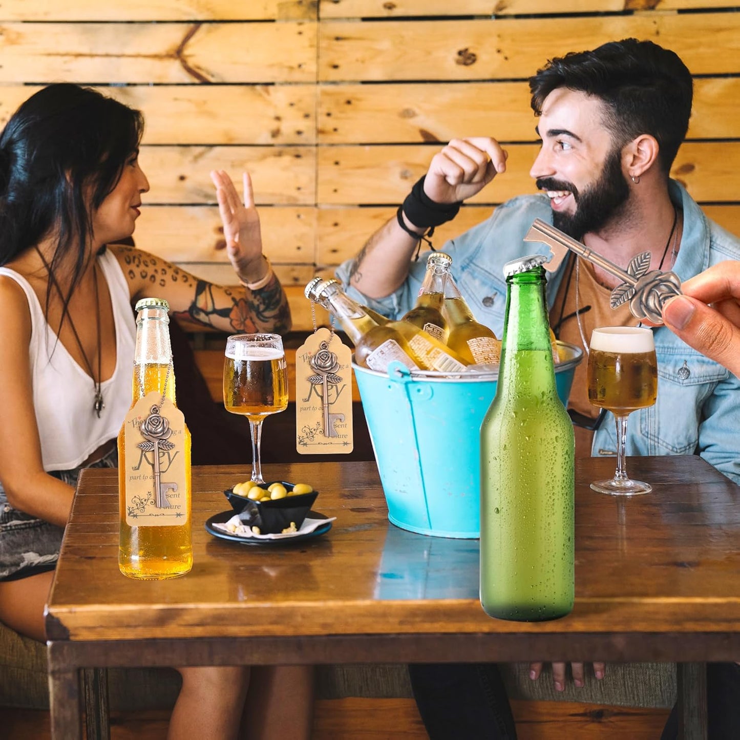 Aokbean 100 Sets Wedding Favors Rose Key Bottle Opener for Bulk Wedding Guests Gifts Vintage Skeleton Key Opener with Escort Tag Cards and Keychain (Copper)