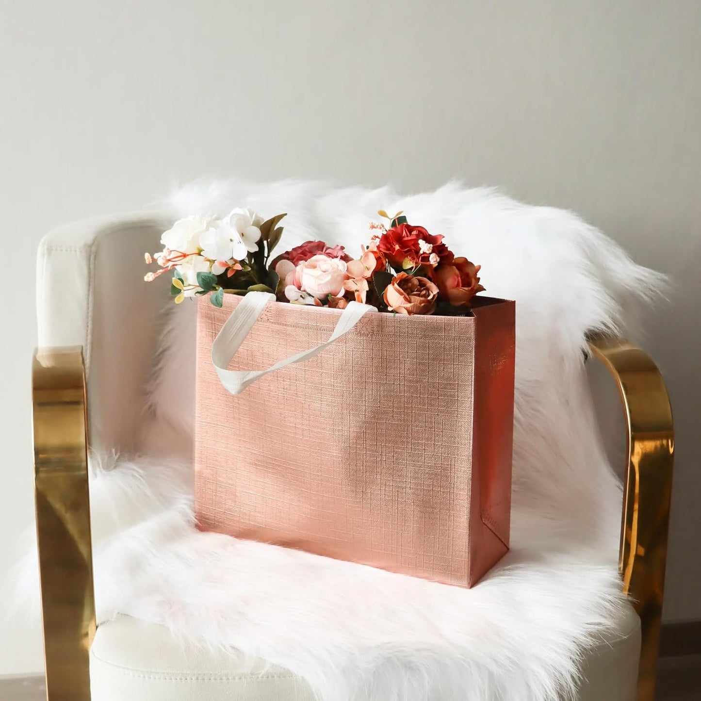 cabzymx Rose Gold Reusable Gift Bags with Metallic Design, 25 Pcs Non-woven Gift Bag Bulk with Handles, 12.6x4.7x11 In Party Bags for Wrapping Gifts, Birthday, Wedding, Parties, Graduation