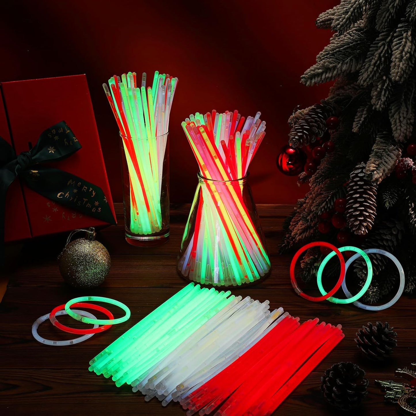 Libima 600 Pcs Glow Sticks Bulk with Connectors 8 Inch Glow Stick Necklaces Glow Stick Bracelets Bulk Glow in the Dark Party Supplies for Easter Christmas New Year