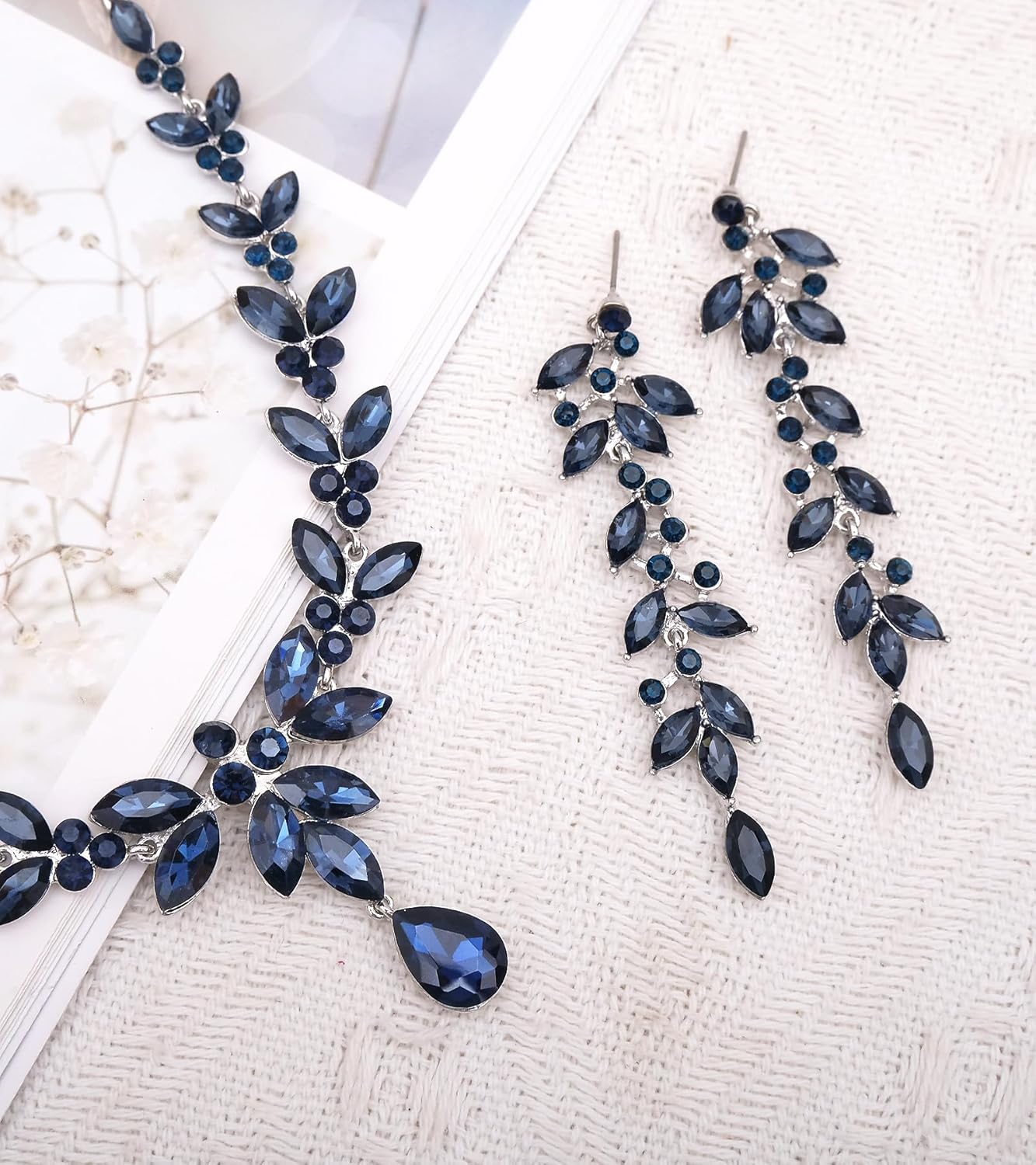 CSY 4 Pcs Elegant Bridal Jewelry Sets Austrian Marquise Crystal Wedding Necklace Dangle Earrings Tennis Bracelet Ring Set for Bride Women Costume Accessories