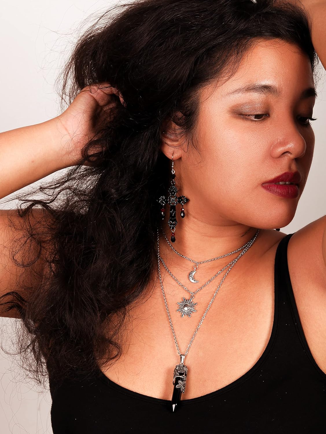 Sacina Gothic Emo Grunge Crescent Moon Choker, Moon Sun Star Choker Necklace, Goth Gothic Necklace, Halloween Christmas Jewelry Gift for Women