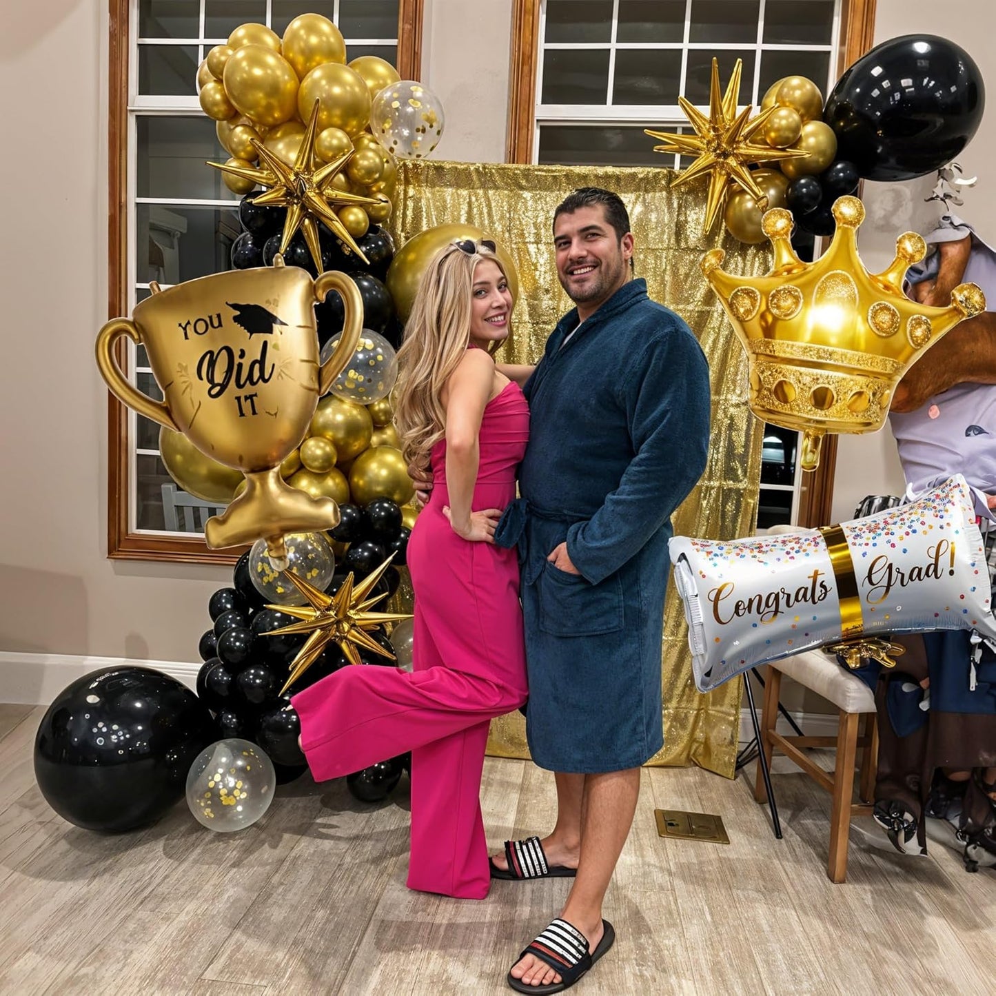 Graduation Decorations Class of 2025 Black and Gold Balloons Arch kit, 120 Pcs Congratulations Graduation Balloon with Gold Confetti Balloons Explosion Star Certificate Trophies Crown Foil Balloon