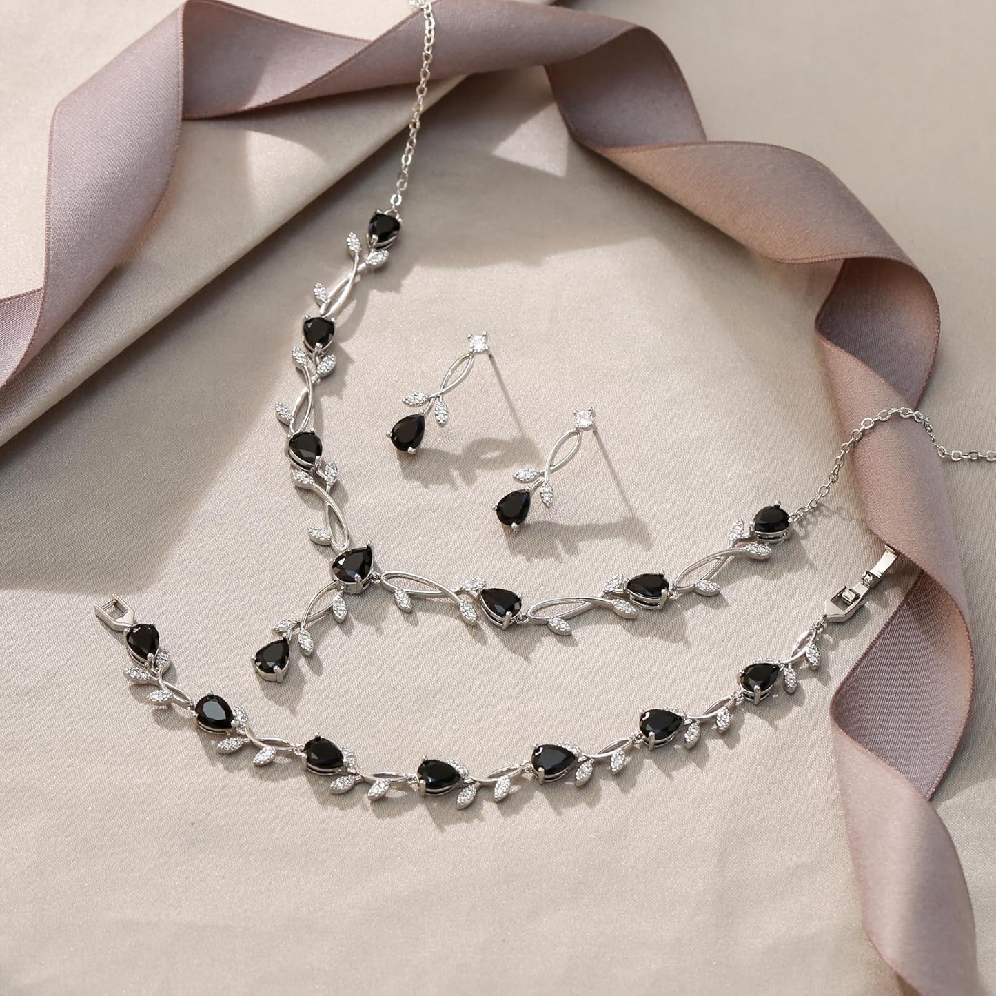 EVER FAITH Bridal Cubic Zirconia Jewelry Sets for Women, White Simulated Pearl Leaf Vine Pendant Wedding Party Necklace Earrings Set for Bridesmaid Bride