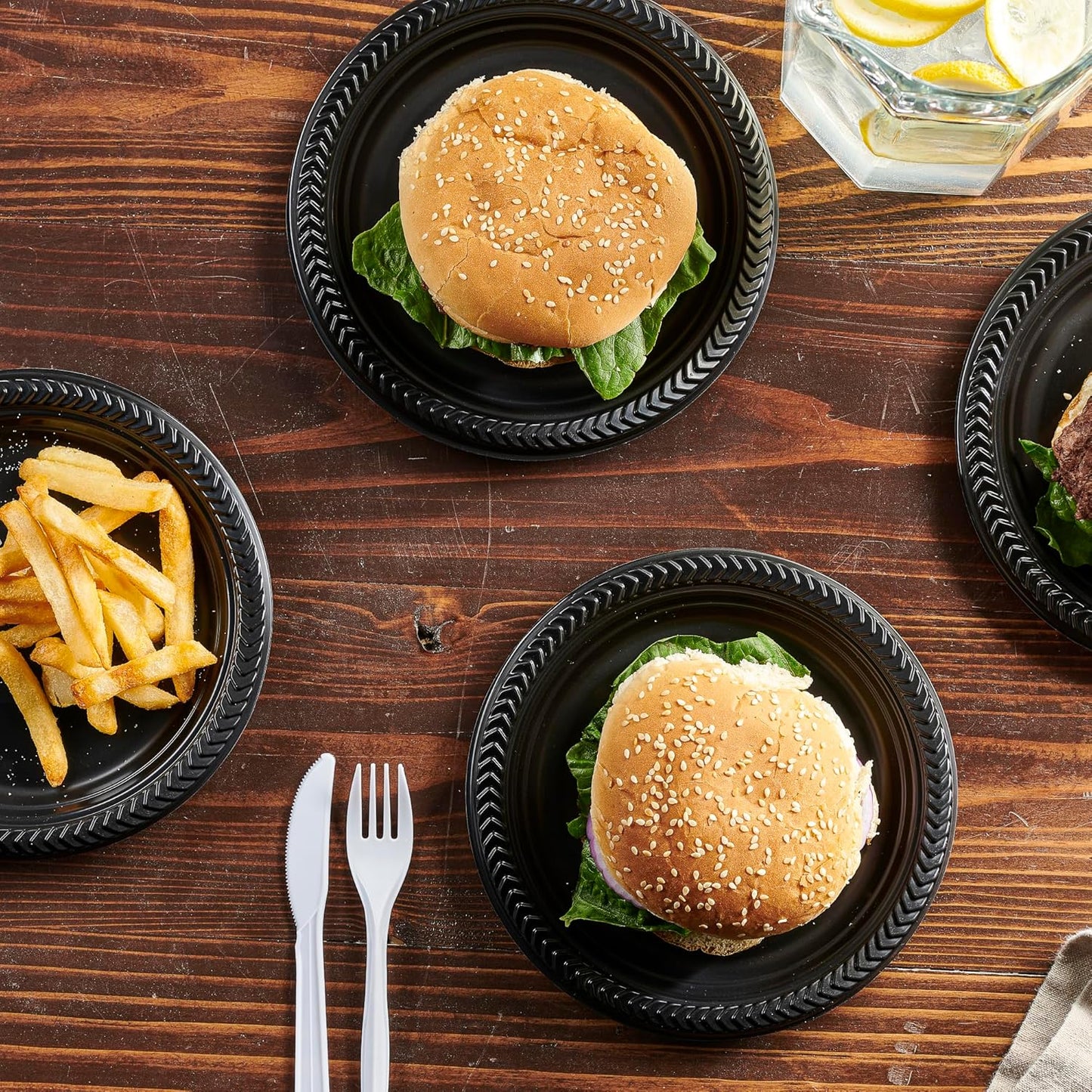 PLASTICPRO 400 PCS Black Plastic Plates Light Weight 7 Inch Plastic Dinner Dessert Appetizer Plates Black Plates Disposable for Party and Wedding