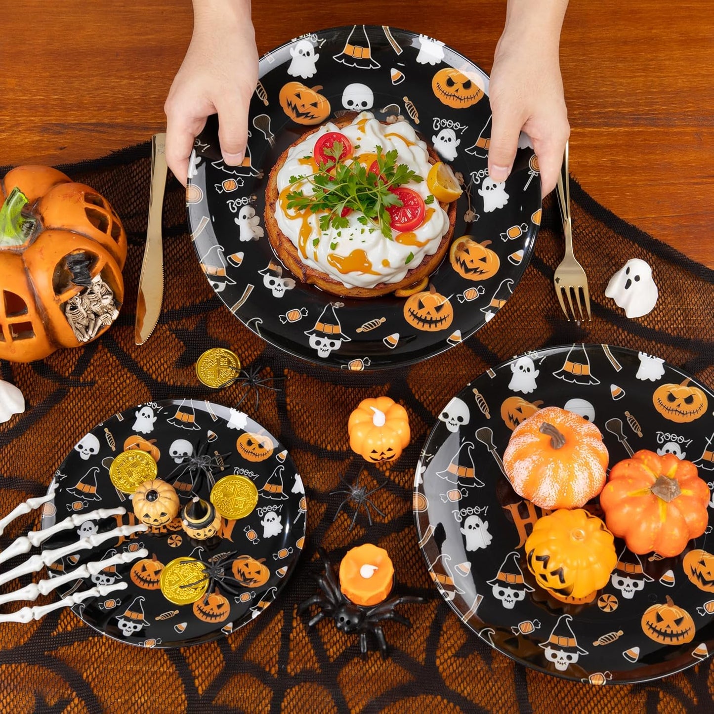 I00000 60 Pcs Halloween Plastic Plates Serve 30 Guests Include: 30 Dinner Party Plate, 30 Dessert Plastic Plate Disposable, Halloween Disposable Plates Perfect for Ghost-Themed Parties and Events