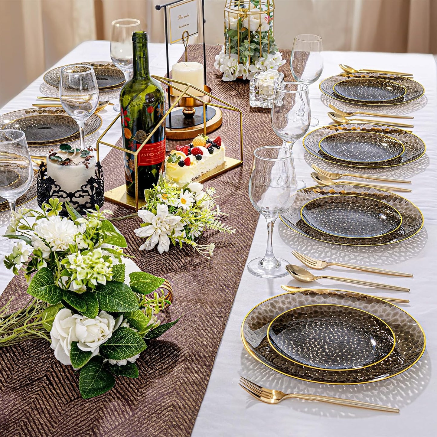 SUT 36Pcs Black Plastic Plates, Hammered Plates Disposable Heavy Duty, Black Disposable Plates With Gold Rim, Fancy Plastic plates Include 18 Dinner and 18 Dessert plates for Wedding