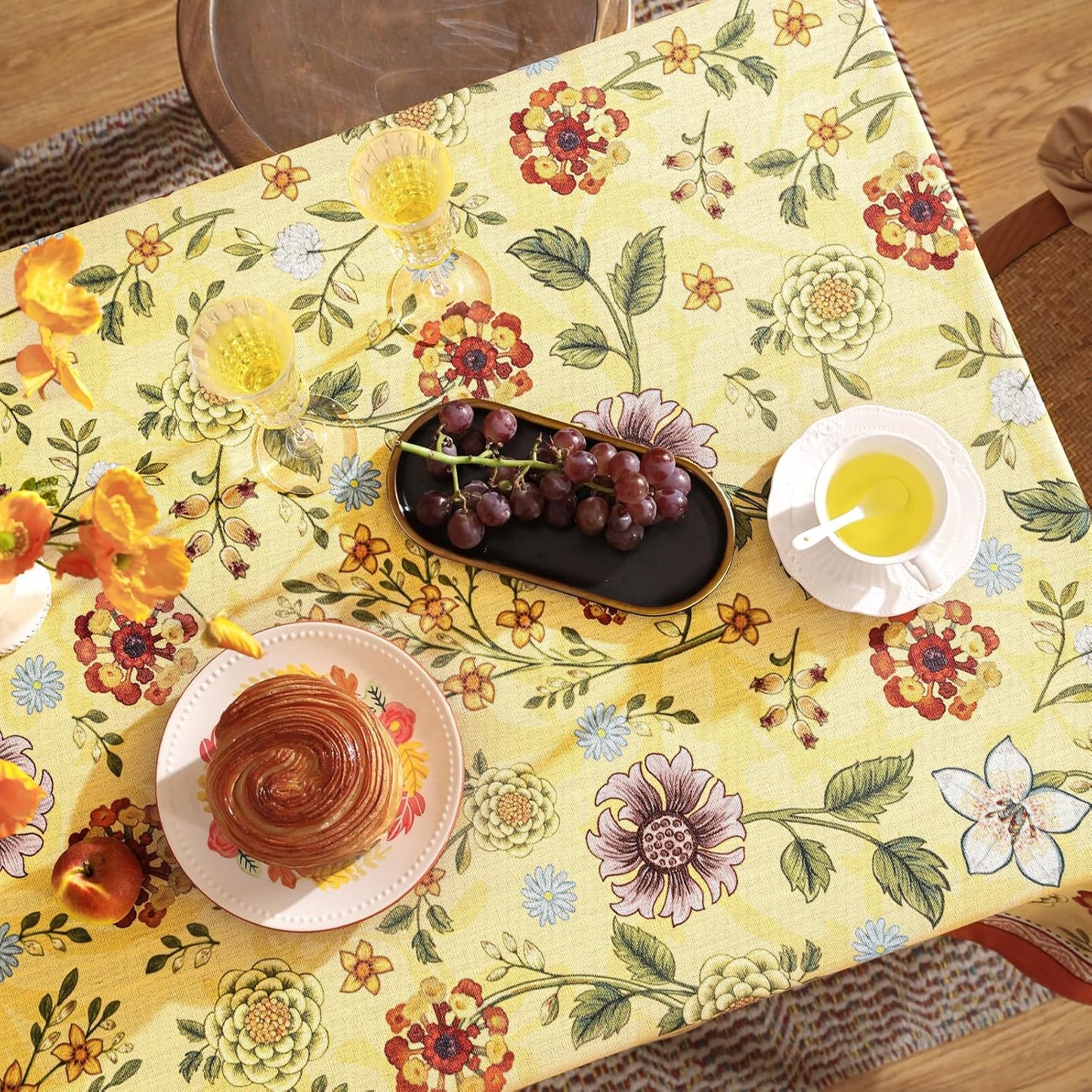 Vintage Linen Tablecloth for Rectangle Table,Yellow Floral French Wrinkle Free Tablecloths,Decorative Table Cover for Kitchen,Dining,Thanksgiving,Christmas,Party,55"*79"-Bellano